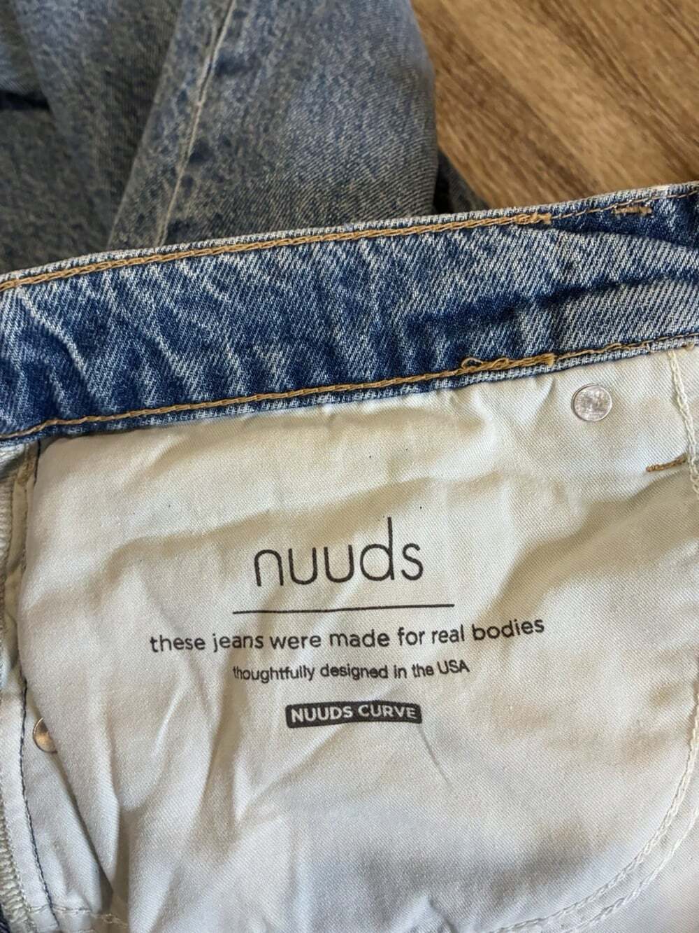 nuuds The Relaxed Taper Jeans in Everyday Addison Size 33 Curve - Picture 8 of 9